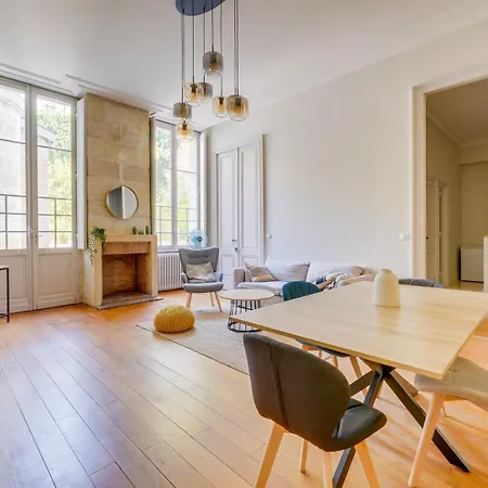 Apartmán Bel Avec Terrasse Et Parking Prive *