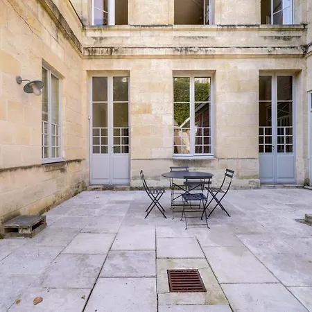 Bel Avec Terrasse Et Parking Prive Apartamento *