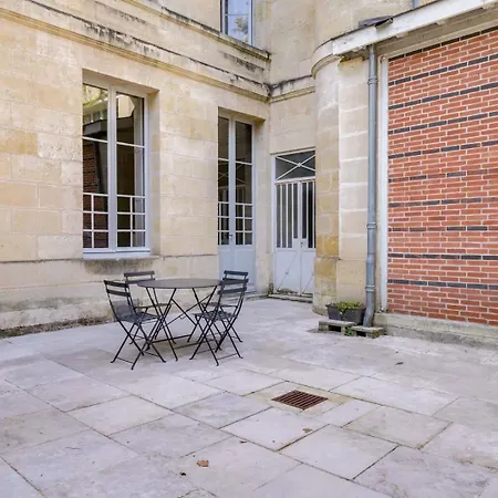 Bel Avec Terrasse Et Parking Prive * Bordeaux